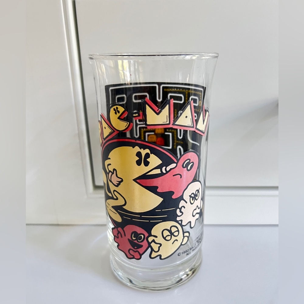 vintage Pac-Man drinking glass by Bally Midway arcade game collection 1982